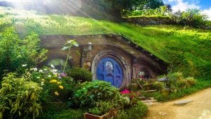 Bilbo Baggins' House. Not a blank screen.